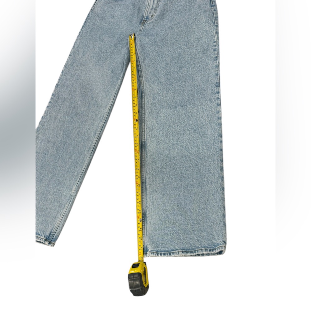 Abercrombie & Fitch The 90s relaxed high rise jean. Size 27/4s - Picture 2 of 5